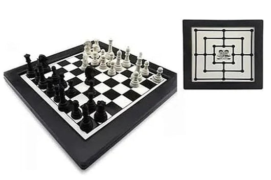 Jogo de xadrez em plástico